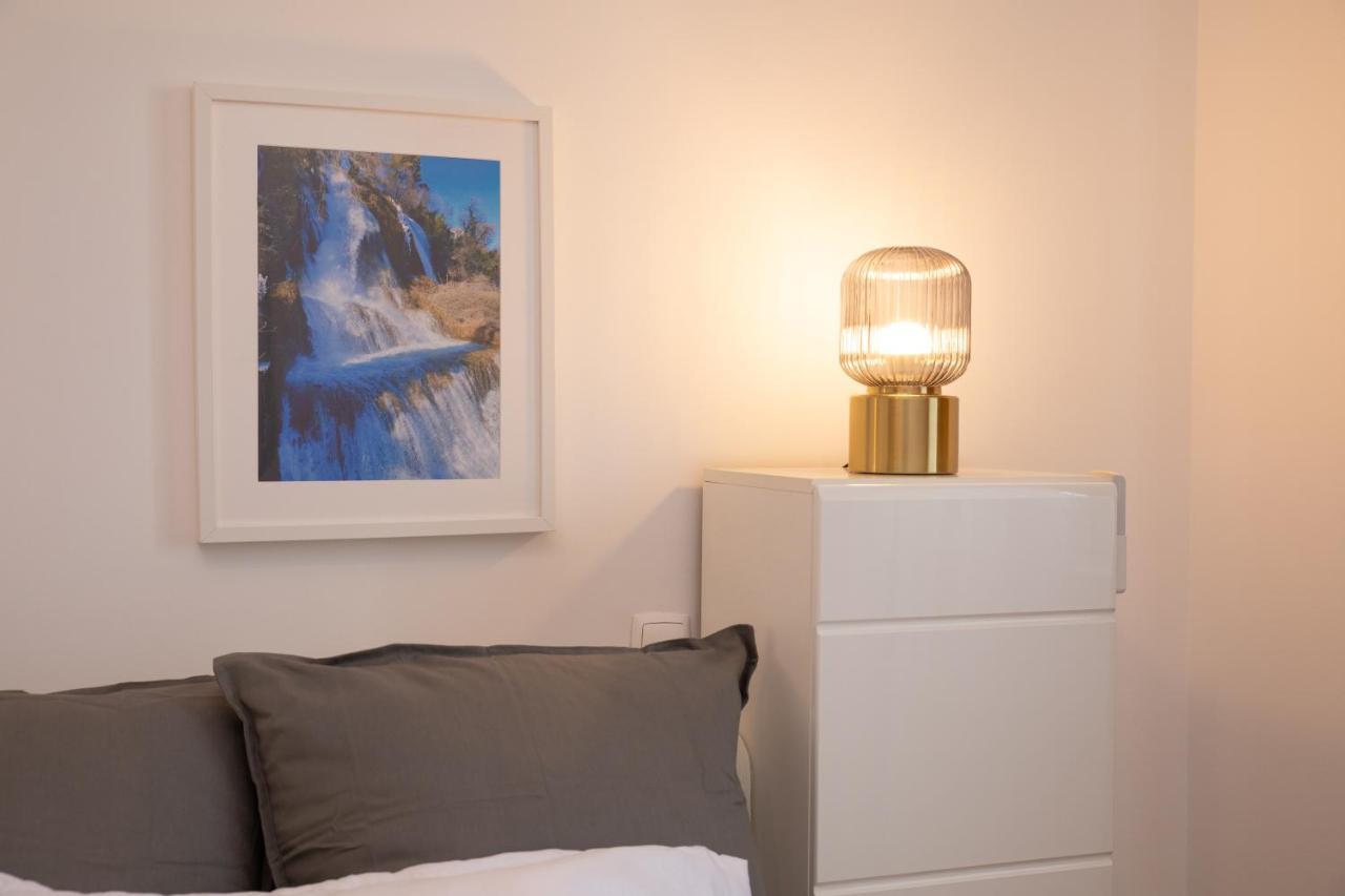 Nobel: Premium Two-Room Apartment In Bucharest'S City Center! Exteriör bild
